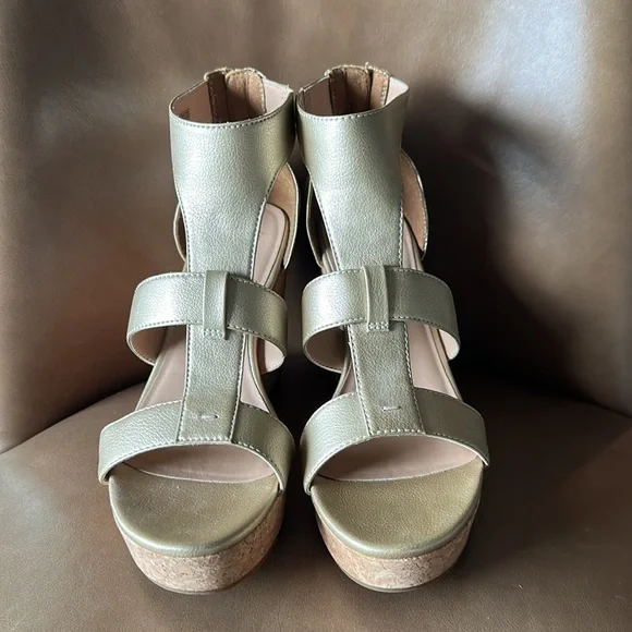 UGG Whitney wedge metallic sandals - Picture 3 of 6